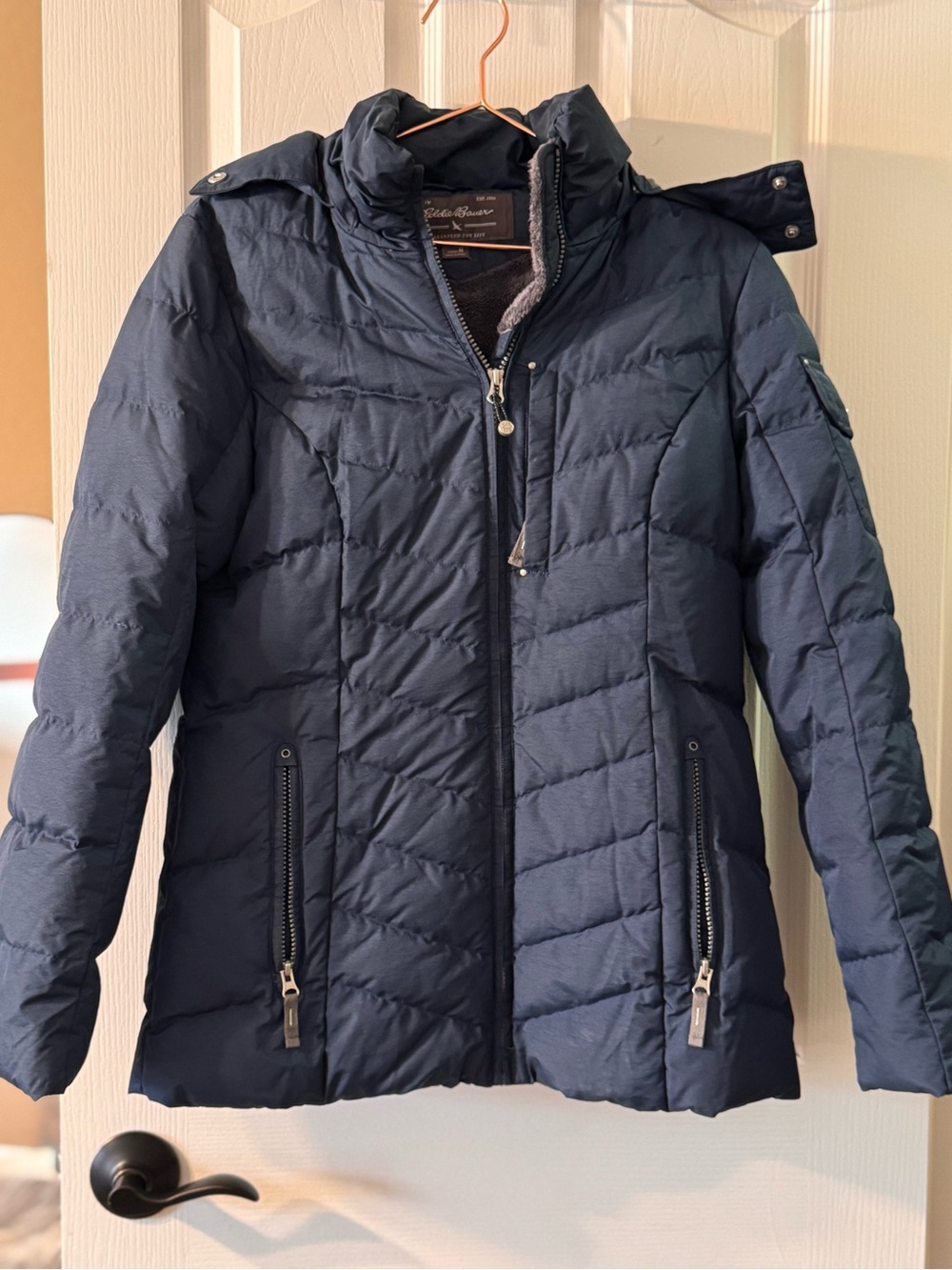 NWOT Eddie Bauer Women's Dark Navy Quilted Puffer Coat